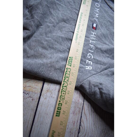 Tommy Hilfiger Crewneck Sweatshirt Gray 3/4 Sleeves Womens Medium - Picture 5 of 7